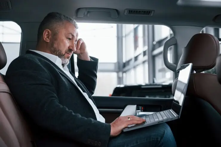 Best Taxi Service in Farnborough for Driving Test Centre